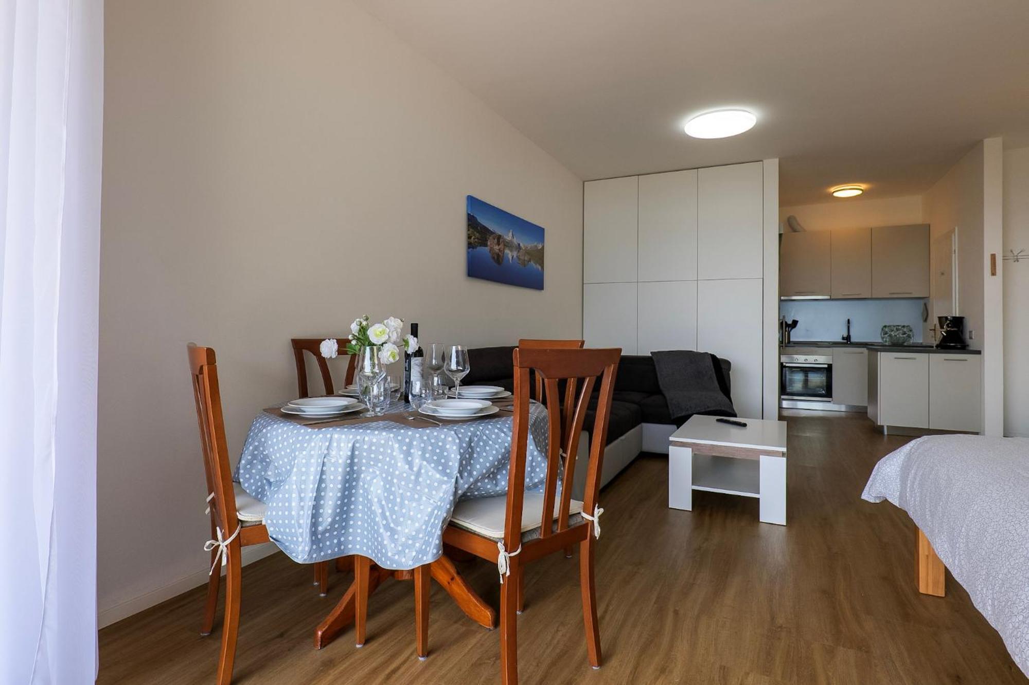 Residenz La Selva Studio-Apartments Ghiffa Pokój zdjęcie